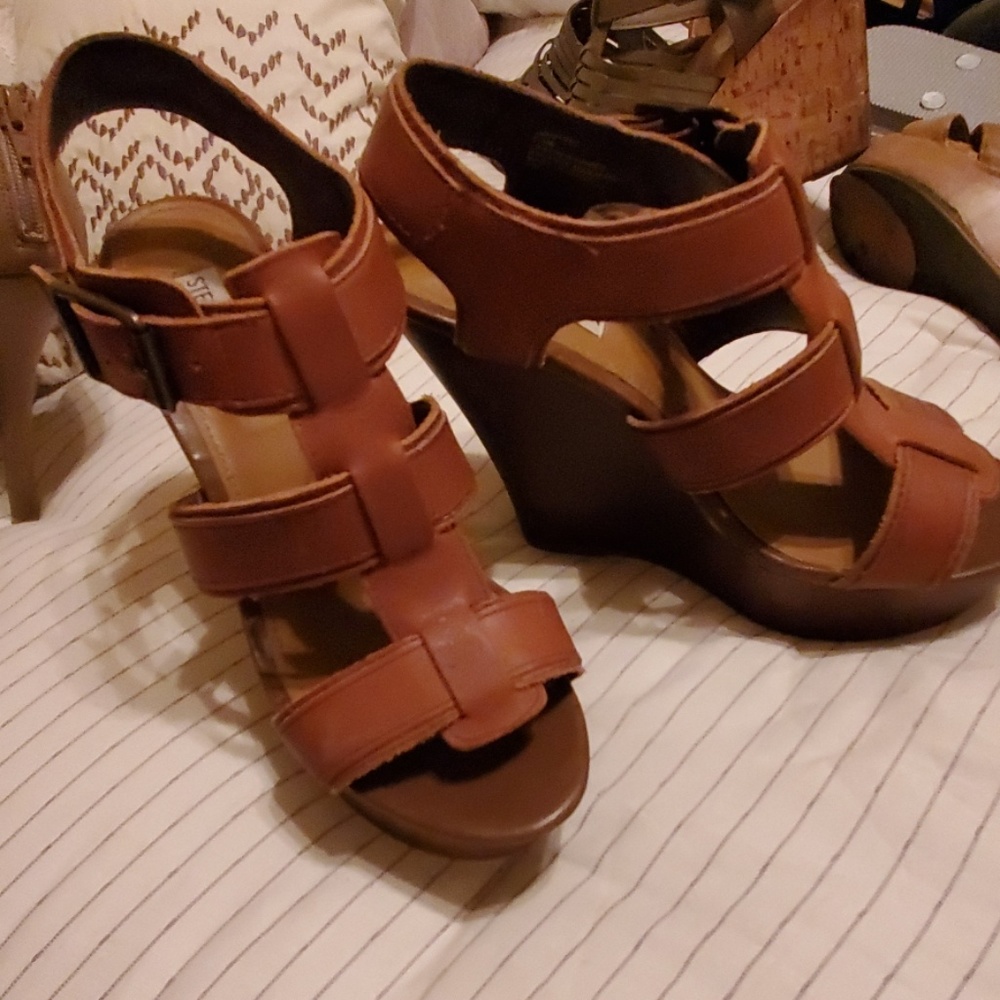 Steve Madden wedges